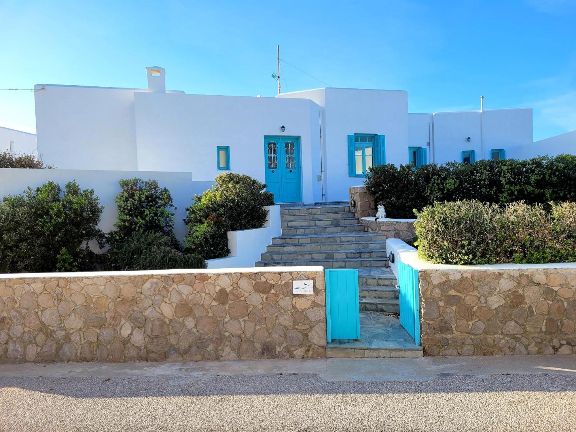 Villa Zefyros Pachaina Exteriér fotografie