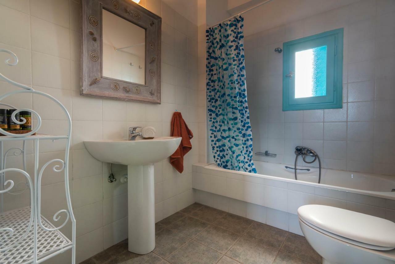 Villa Zefyros Pachaina Exteriér fotografie